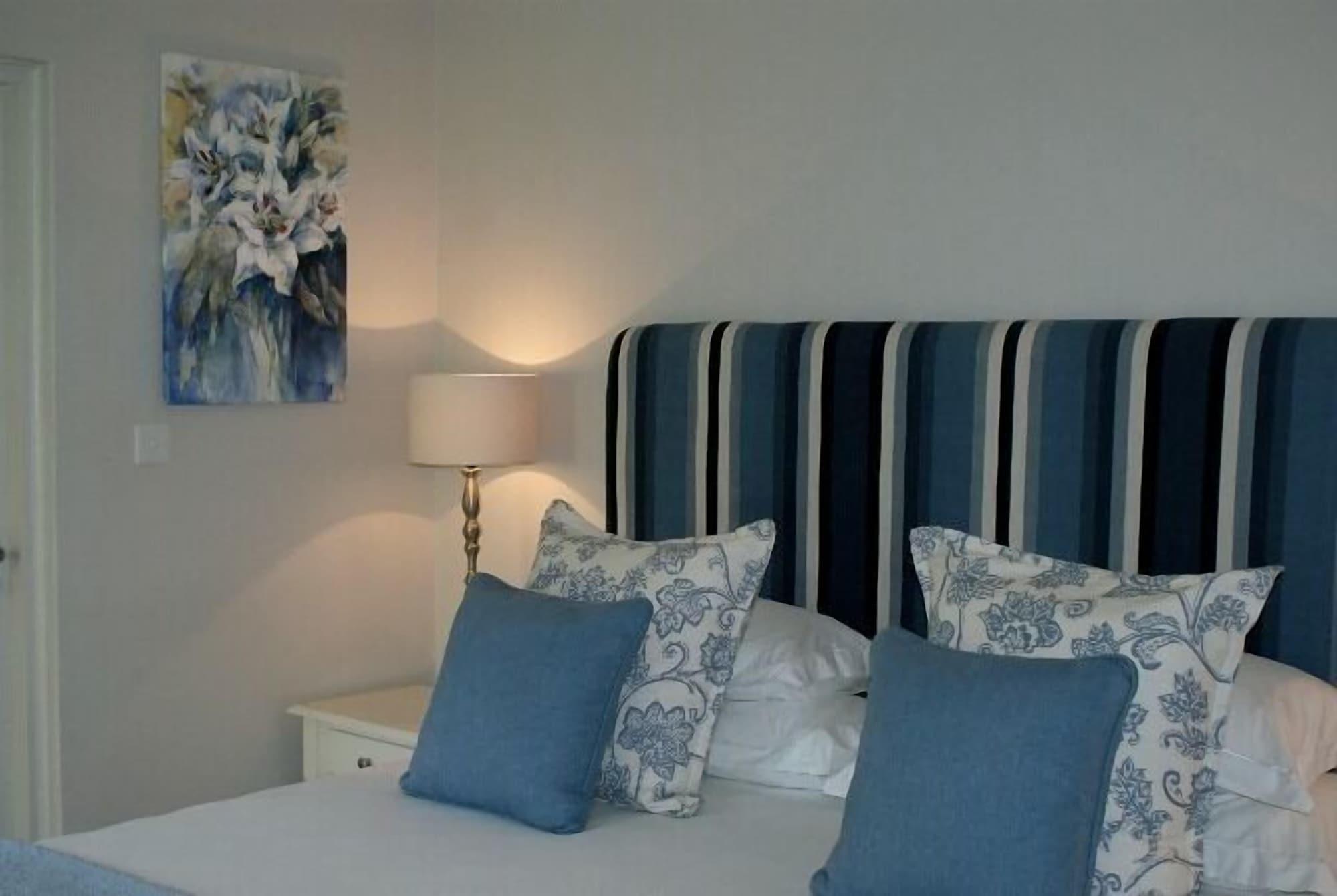 Kingsmead Guest House ハラレ エクステリア 写真